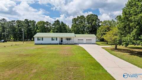 581 4th Street SW, Sylvania, AL 35988