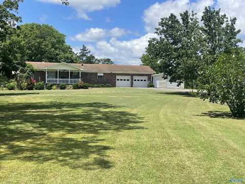 1810 Whites Chapel Road, Gadsden, AL 35901