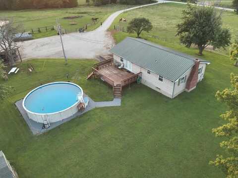 2262 County Road 2030, Clifton Hill, MO 65244