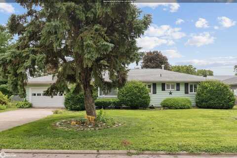 104 E Kennedy Street, New London, IA 52645