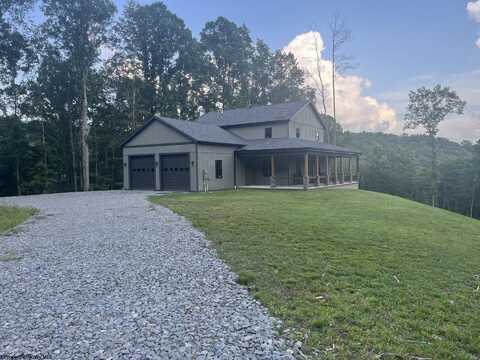 155 Toms Run Road, Roanoke, WV 26447