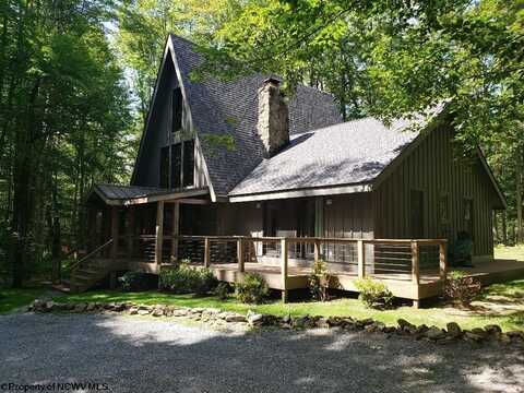959 Lakeview Road, Davis, WV 26260