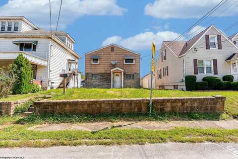 808 E Park Avenue, Fairmont, WV 26554