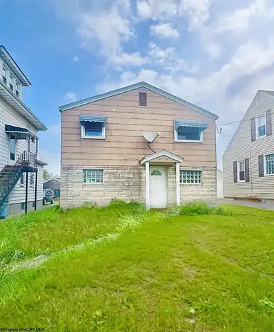 808 E Park Avenue, Fairmont, WV 26554