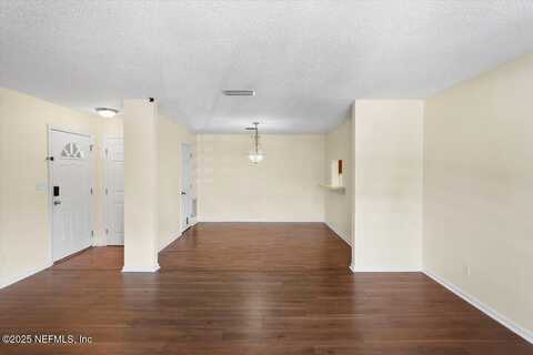 3765 CROWN POINT Road unit: 8, Jacksonville, FL 32257