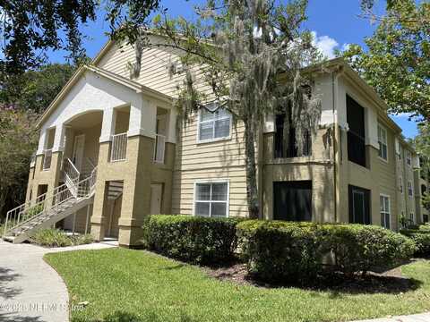 11 ARBOR CLUB Drive unit: 215, Ponte Vedra Beach, FL 32082