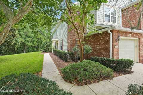 7001 ROUNDLEAF Drive, Jacksonville, FL 32258