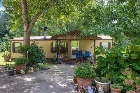 4149 Furman Gribble Road, Young Harris, GA 30582