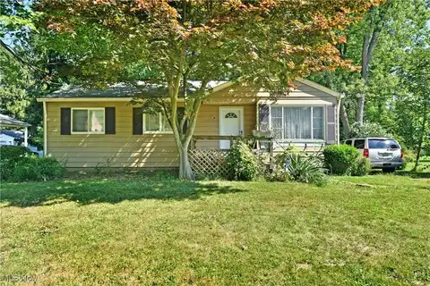 910 W 3rd Street, Niles, OH 44446