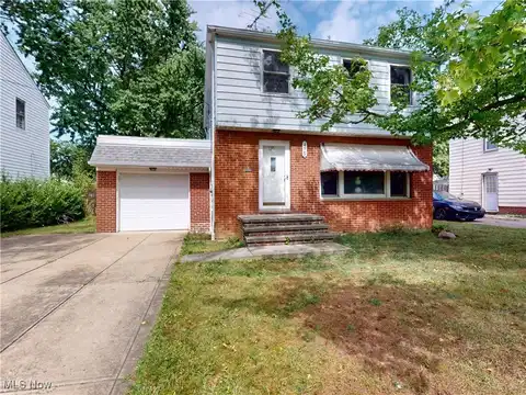 475 E 305th Street, Willowick, OH 44095