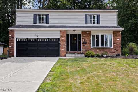 9422 Driftwood Drive, Olmsted Falls, OH 44138