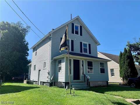 2015 Maple Avenue NE, Canton, OH 44714