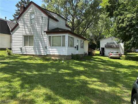 229 N East Street, Medina, OH 44256