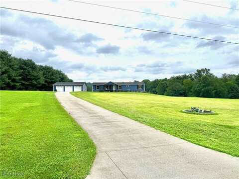 130 Cramer Drive, Marietta, OH 45750