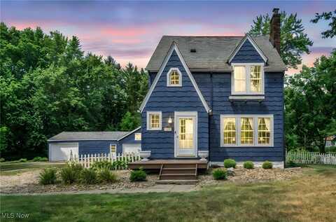 1122 Schocalog Road, Akron, OH 44320