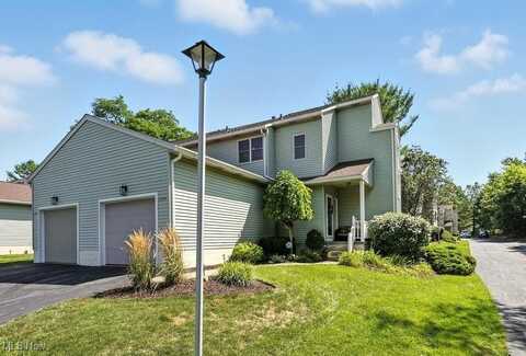 1904 Lillian Road, Stow, OH 44224