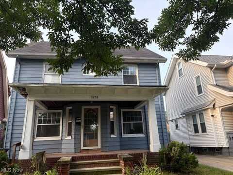 3258 E Berkshire Road, Cleveland Heights, OH 44118
