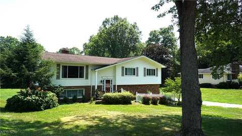 684 Atwood Drive, Tallmadge, OH 44278