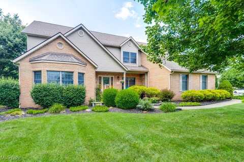 630 White Tail Ridge Drive, Fairlawn, OH 44333