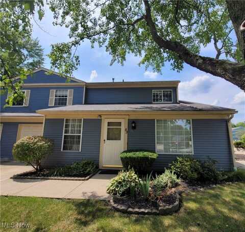 80 Privet Lane, Northfield Center, OH 44067