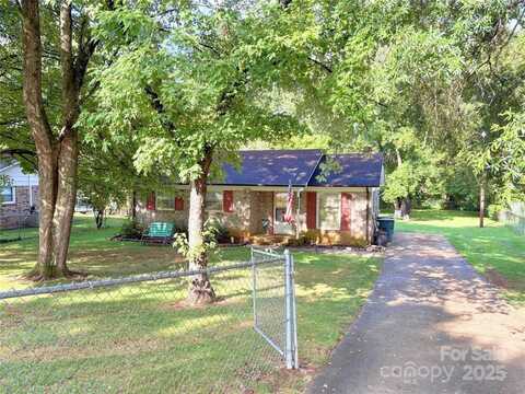1113 13th Street NW, Conover, NC 28613