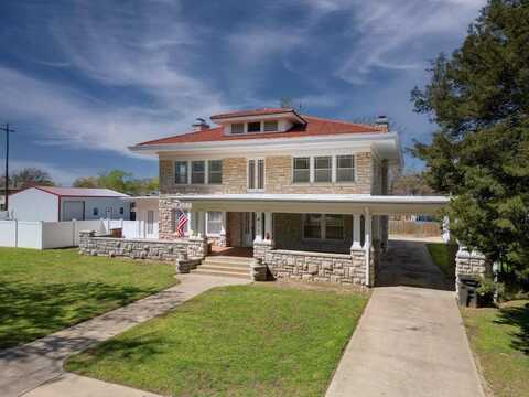 411 North B St, Arkansas City, KS 67005