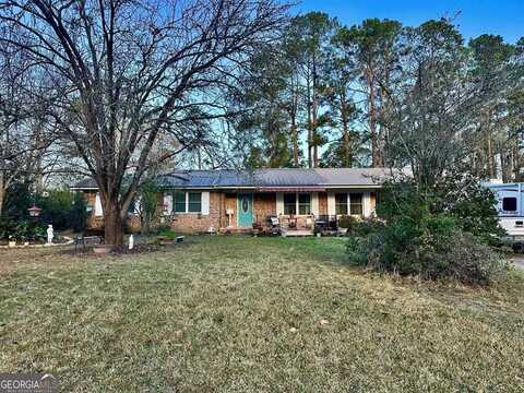 1703 Rainbow Drive, Waycross, GA 31501