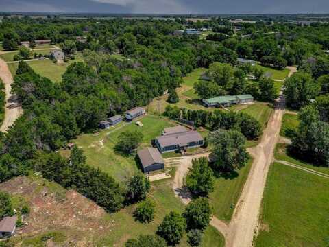 10714 284th Dr, Arkansas City, KS 67005