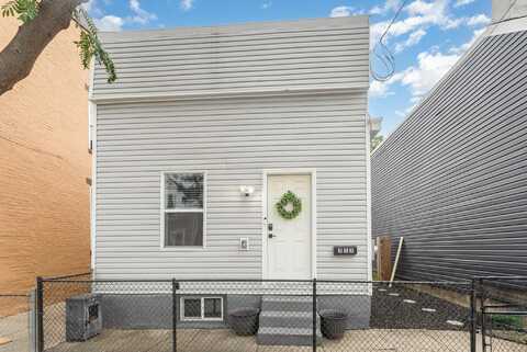 313 W 8th Street, Newport, KY 41071