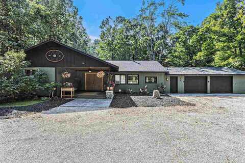 570 Blanchard, Petoskey, MI 49770