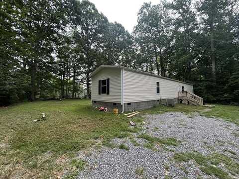 627 Ditchley Road, Kilmarnock, VA 22482
