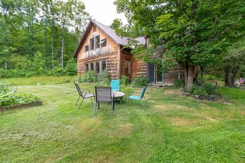 437 Phillips Road, Glover, VT 05875
