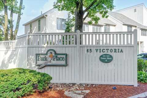 65 Victoria Street, Manchester, NH 03104