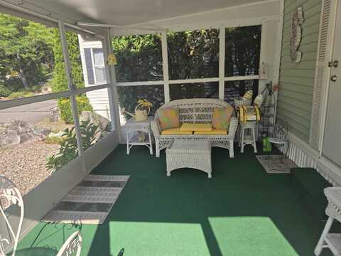 308 State Route 286, Seabrook, NH 03874