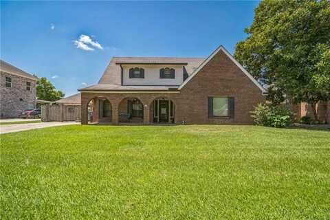 121 MAGNOLIA Drive, Belle Chasse, LA 70037