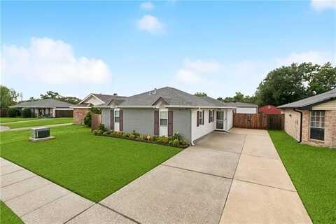 2745 BAYOU LOURS Court, Marrero, LA 70072