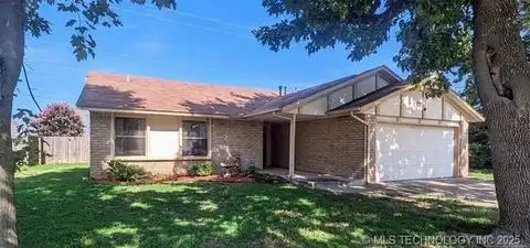 4704 S Maple Avenue, Broken Arrow, OK 74011