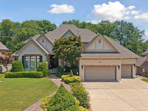 8915 S Kingston Avenue, Tulsa, OK 74137