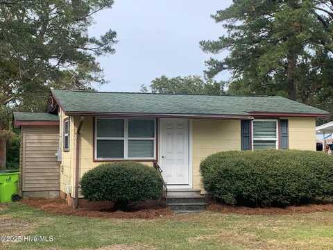 106 North First, New Bern, NC 28562