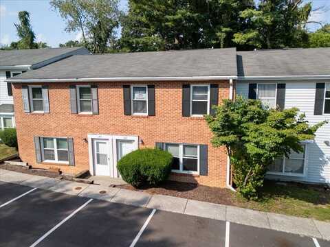 151 Clover Valley Circle, Blacksburg, VA 24060