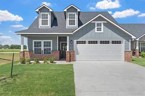 413 Travis Drive, Mc Gregor, TX 76657