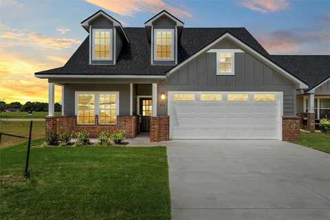 413 Travis Drive, Mc Gregor, TX 76657