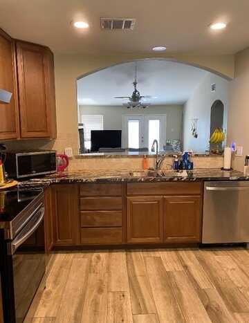 1708 Woodhollow Drive, Euless, TX 76039