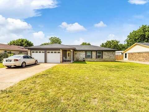 1109 Tobie Layne Street, Benbrook, TX 76126