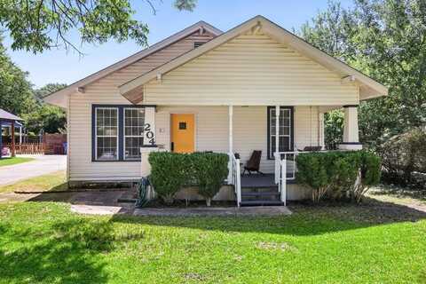 204 W University Avenue, Waxahachie, TX 75165