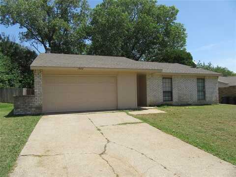 1802 Pilot Way, Garland, TX 75040