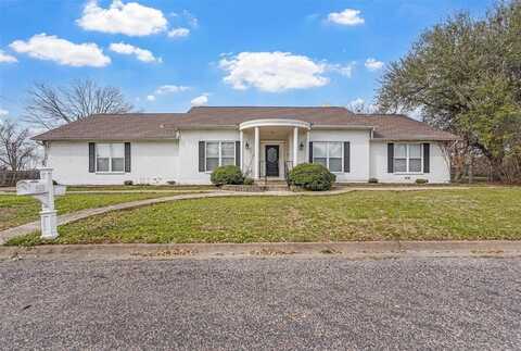 408 Gaddy Street, Farmersville, TX 75442