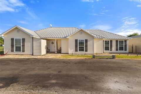 5661 Hillcrest Drive, Farmersville, TX 75442