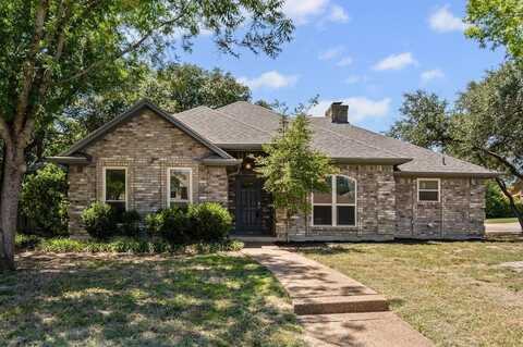 3800 Devonaire Drive, Fort Worth, TX 76008