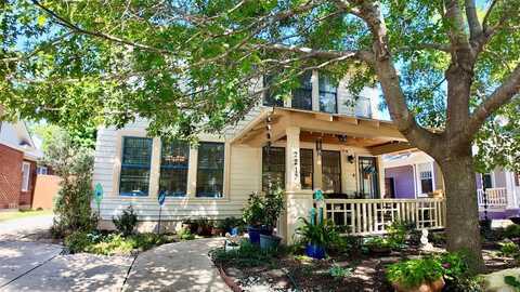 2212 5th Avenue, Fort Worth, TX 76110